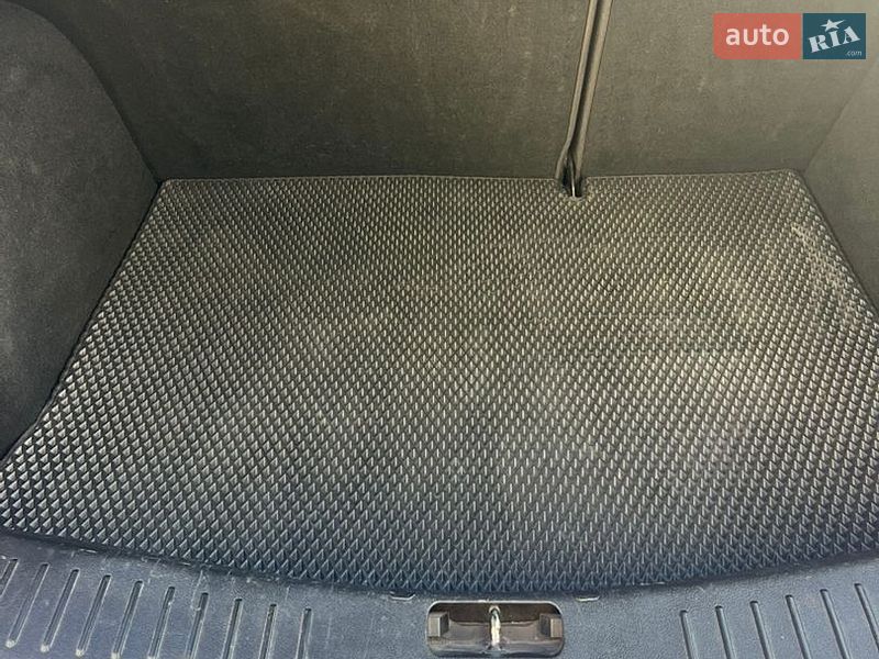 Хэтчбек Ford Focus 2008 в Ромнах