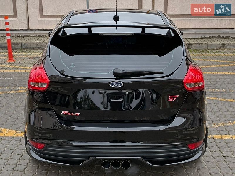 Хэтчбек Ford Focus 2017 в Одессе