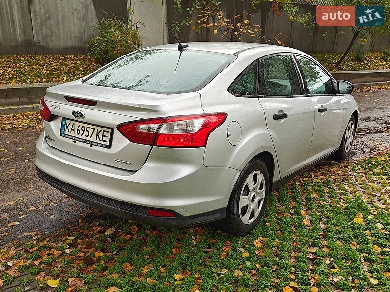 Седан Ford Focus 2013 в Киеве