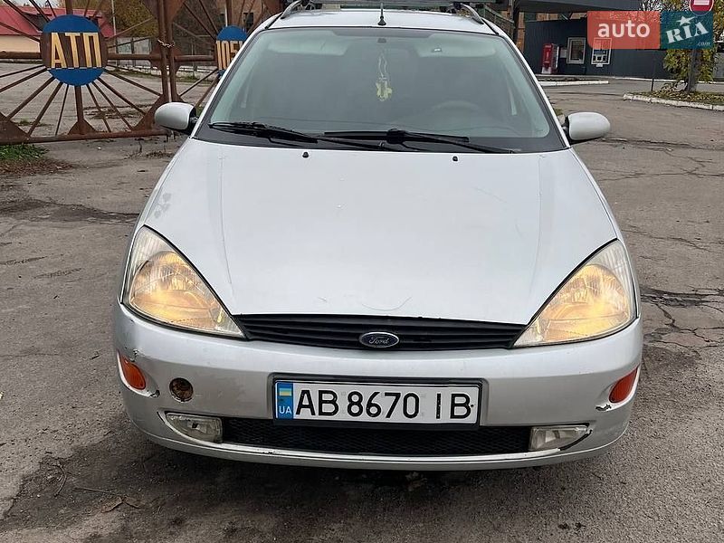 Ford Focus 2000
