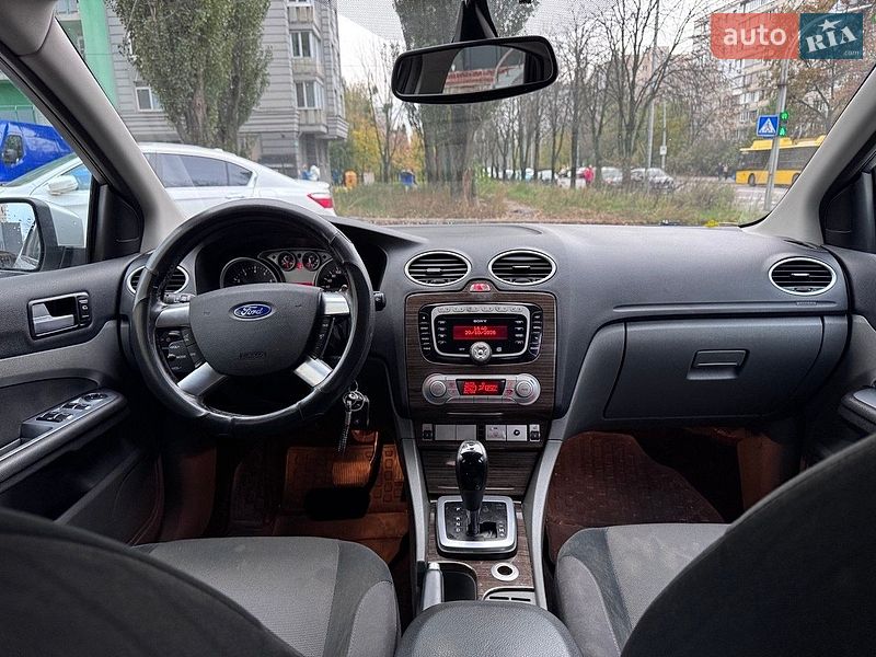 Хэтчбек Ford Focus 2008 в Киеве