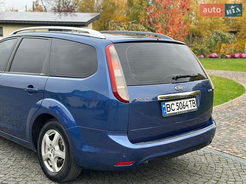 Универсал Ford Focus 2008 в Жовкве