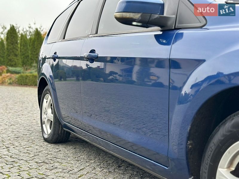 Универсал Ford Focus 2008 в Жовкве