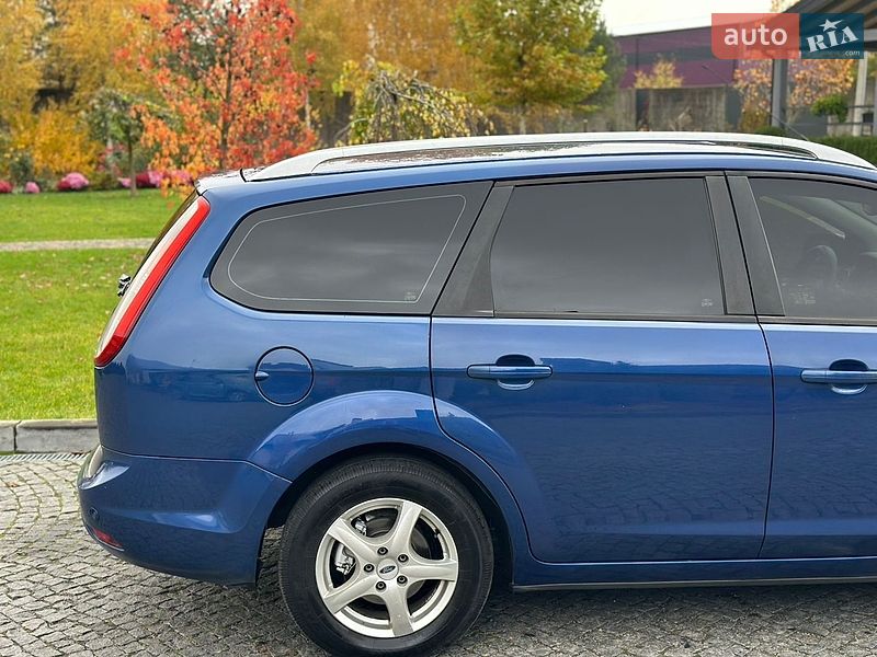 Универсал Ford Focus 2008 в Жовкве