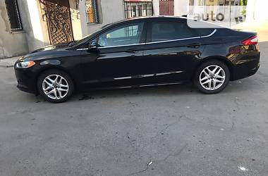 Седан Ford Fusion 2012 в Дубно