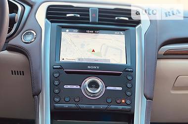 Седан Ford Fusion 2017 в 