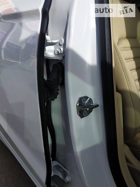 Седан Ford Fusion 2015 в Одесі