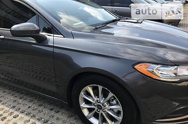 Седан Ford Fusion 2017 в 