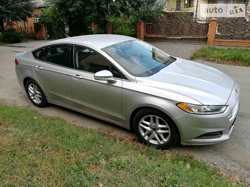 Седан Ford Fusion 2013 в Ивано-Франковске