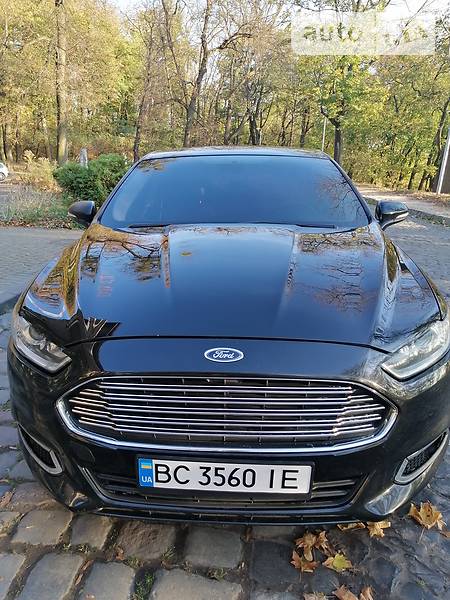 Седан Ford Fusion 2014 в 