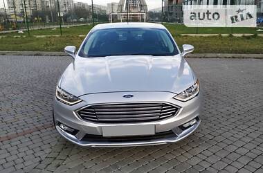 Седан Ford Fusion 2018 в 