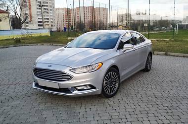Седан Ford Fusion 2018 в 