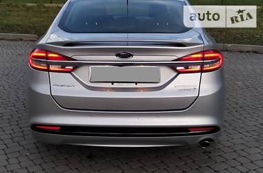 Седан Ford Fusion 2018 в 