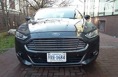 Седан Ford Fusion 2016 в 