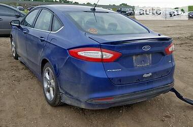 Седан Ford Fusion 2014 в 