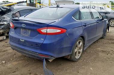 Седан Ford Fusion 2014 в 