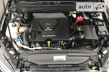 Седан Ford Fusion 2016 в 