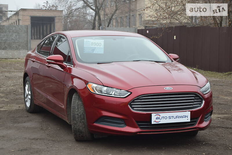 Седан Ford Fusion 2013 в Кривом Роге
