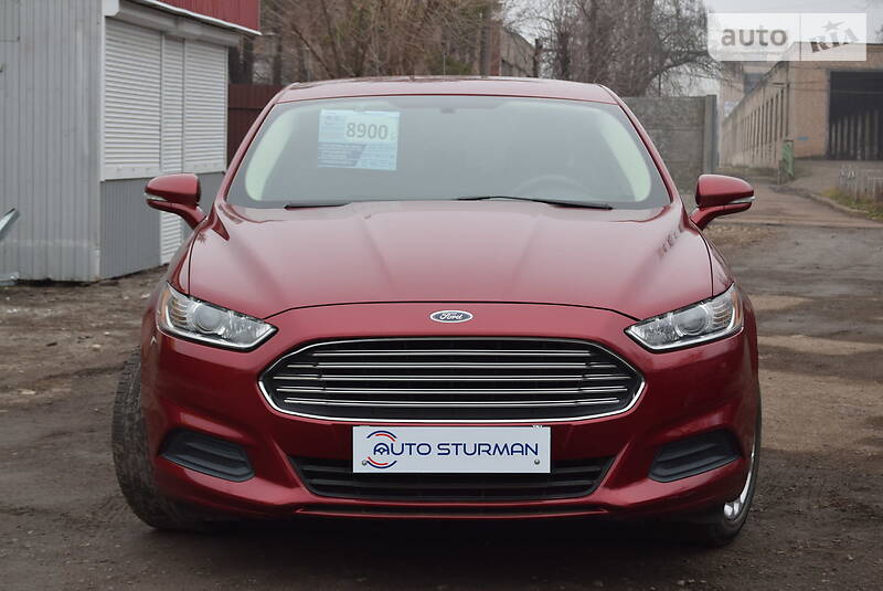 Седан Ford Fusion 2013 в Кривом Роге
