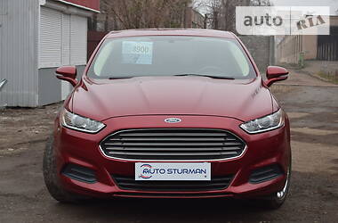 Седан Ford Fusion 2013 в 