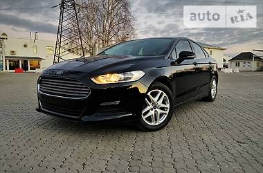 Седан Ford Fusion 2015 в 