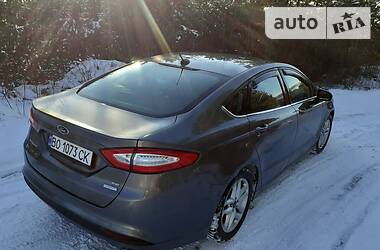 Седан Ford Fusion 2013 в 