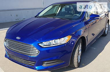 Седан Ford Fusion 2016 в Черкасах