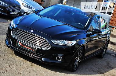 Седан Ford Fusion 2015 в 