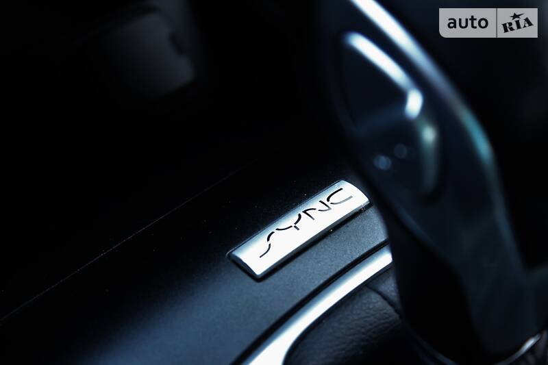 Седан Ford Fusion 2015 в Одесі