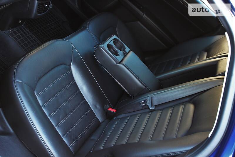 Седан Ford Fusion 2012 в Одесі