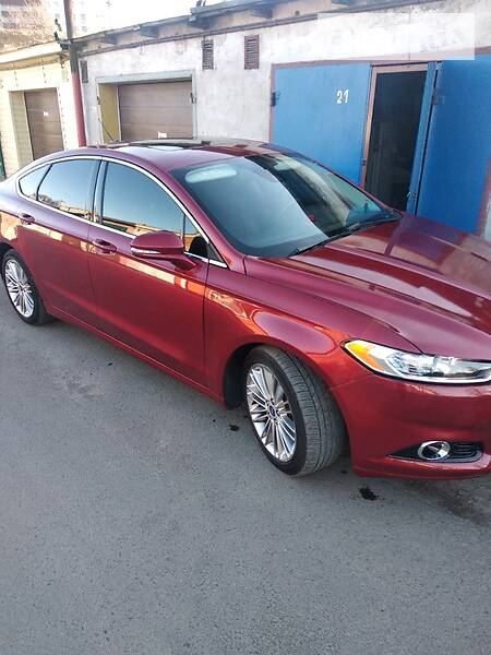Седан Ford Fusion 2012 в Чорноморську