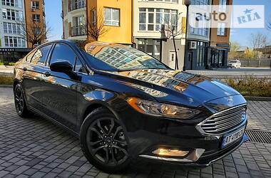 Седан Ford Fusion 2018 в 