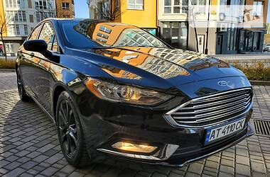 Седан Ford Fusion 2018 в 