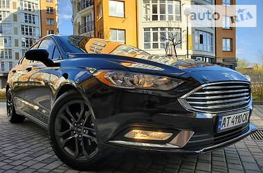 Седан Ford Fusion 2018 в 