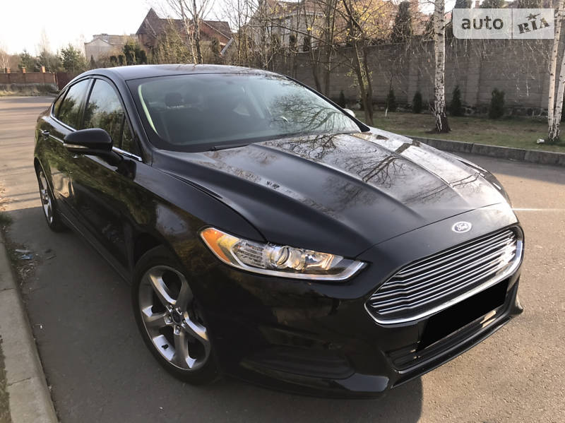 Седан Ford Fusion 2012 в Рівному