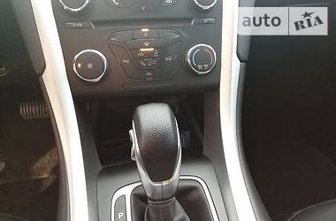 Седан Ford Fusion 2013 в 