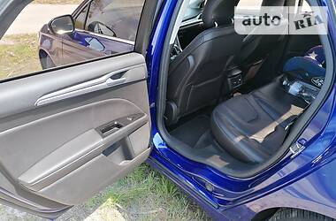 Седан Ford Fusion 2014 в 