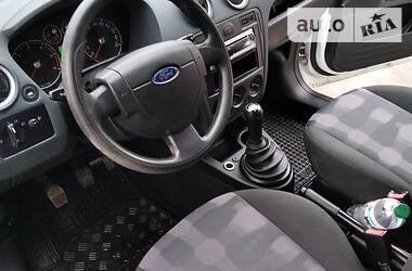 Хетчбек Ford Fusion 2008 в 