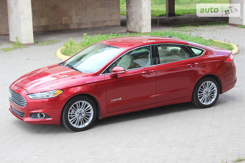 Седан Ford Fusion 2013 в Днепре