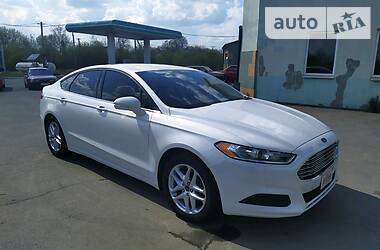 Седан Ford Fusion 2014 в 