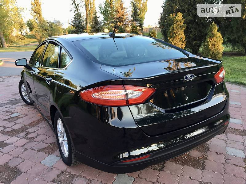 Седан Ford Fusion 2014 в Вінниці