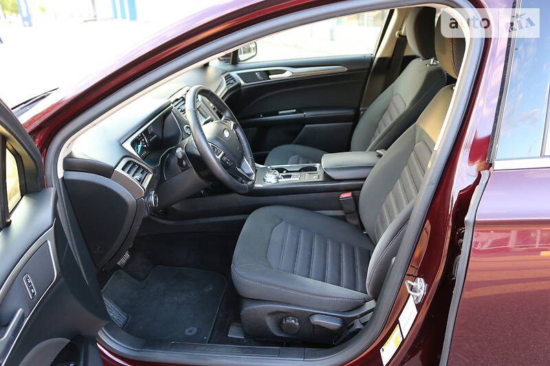 Седан Ford Fusion 2016 в Києві фото 13 Седан Ford Fusion 2016 в Києві