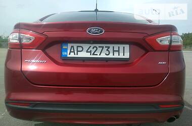 Седан Ford Fusion 2014 в 