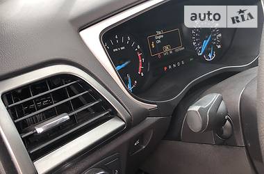 Седан Ford Fusion 2016 в 