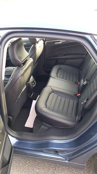 Седан Ford Fusion 2018 в Ровно