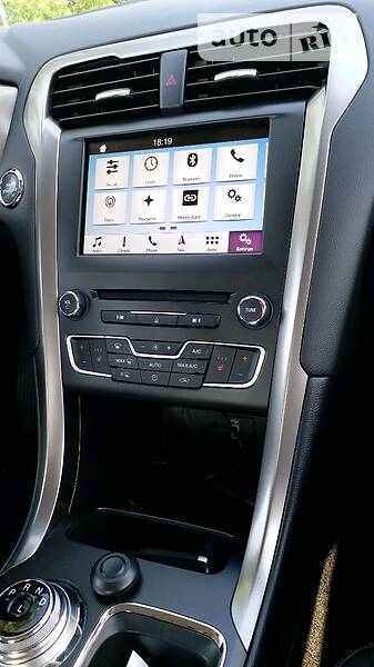 Седан Ford Fusion 2018 в Ровно