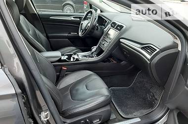 Седан Ford Fusion 2015 в 