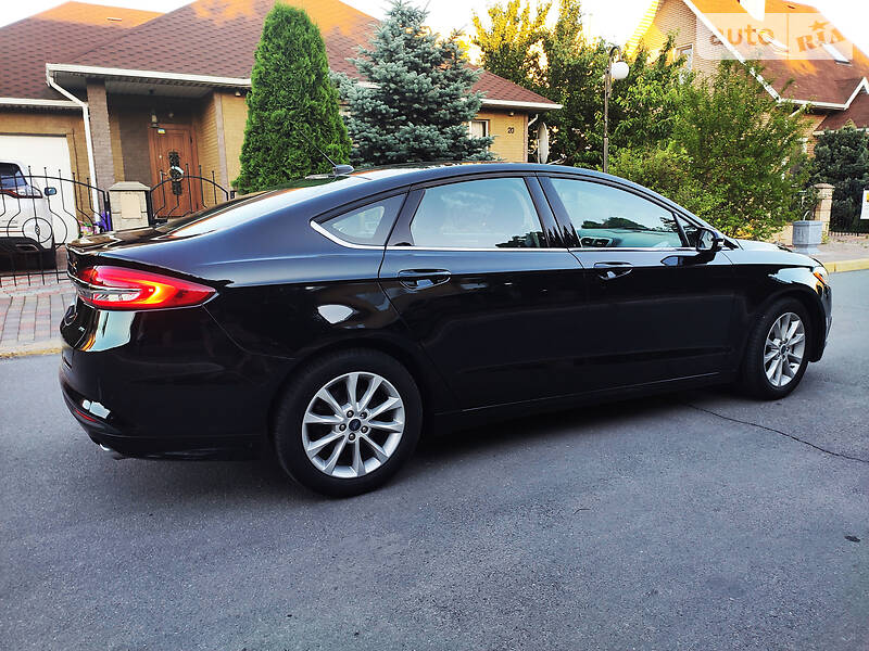 Седан Ford Fusion 2016 в Дніпрі