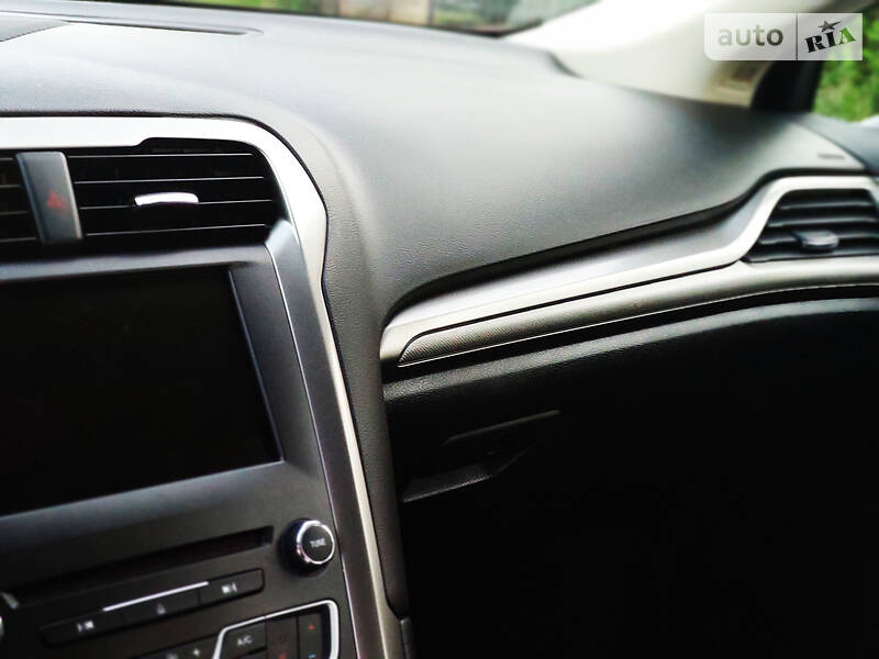 Седан Ford Fusion 2016 в Дніпрі