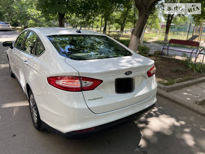 Седан Ford Fusion 2014 в Києві